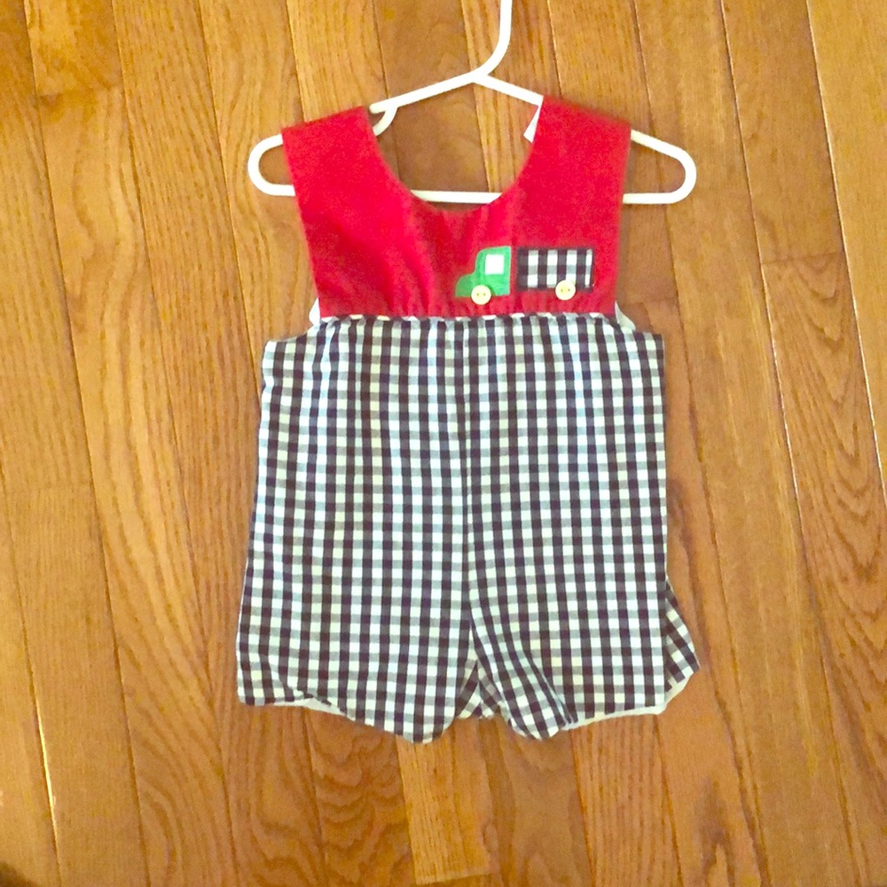 EUC truck romper